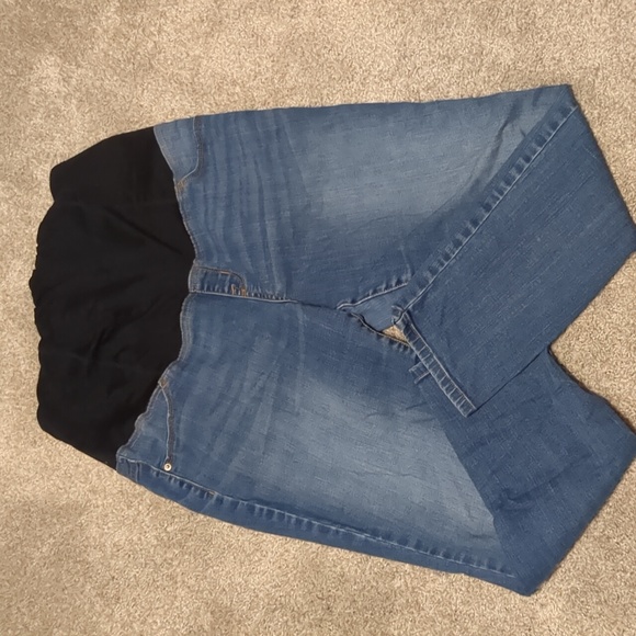 Isabel Maternity by Ingrid & Isabel Denim - Isabel Maternity skinny crop jeans size 12